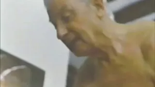 Séduisante chaude potelée avec un cul massif Svetlana Morich filme gratis sex fait anal