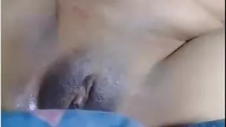 Oncle cocu regarde comment sa copine fait une pipe dans la film porno gay gratuit salle de bain