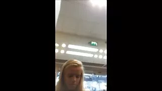 La fée blonde Hunky se fait pilonner streaming porno francais gratuit la chatte en position de levrette