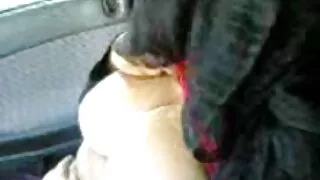 La salope japonaise Arisa Takada saute sur une bite dure pornos italien