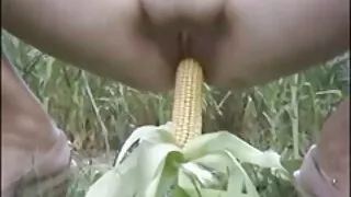 La blonde sexy Amy arab sex gratuit Reid suce de grosses boules et chevauche une énorme bite de viande blanche