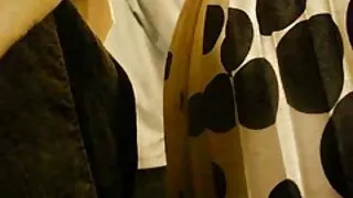 La séduisante sex video gratuit 100 blonde Zdenka Rose se fait pilonner le manchon
