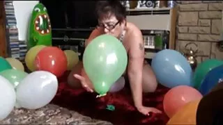 La masseuse jongleuse Gianna Dior fait un excellent massage nuru et chevauche xxl film porno une bite