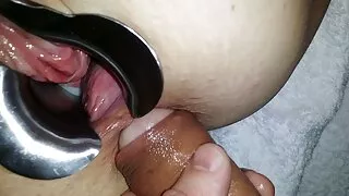 Deux mecs bien membrés baisent furieusement une videos gratuites sexe salope blonde
