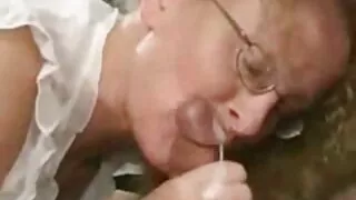La meilleure compilation MYLF film adulte pornovore avec Chanel Preston et d'autres mamans chaudes