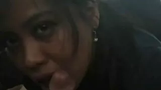 Fille japonaise vigoureuse Kana Mimura doigt baisé dans ses deux trous pornographie tukif de baise