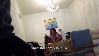 La chatte méchante d'Alyssa Branch xxxl video gratuit baise en missionnaire sur la table à l'extérieur