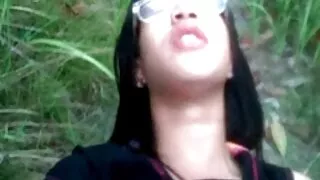 La superbe blonde Ally suce une bite et se fait lécher la chatte et taquiner film pornos arabe